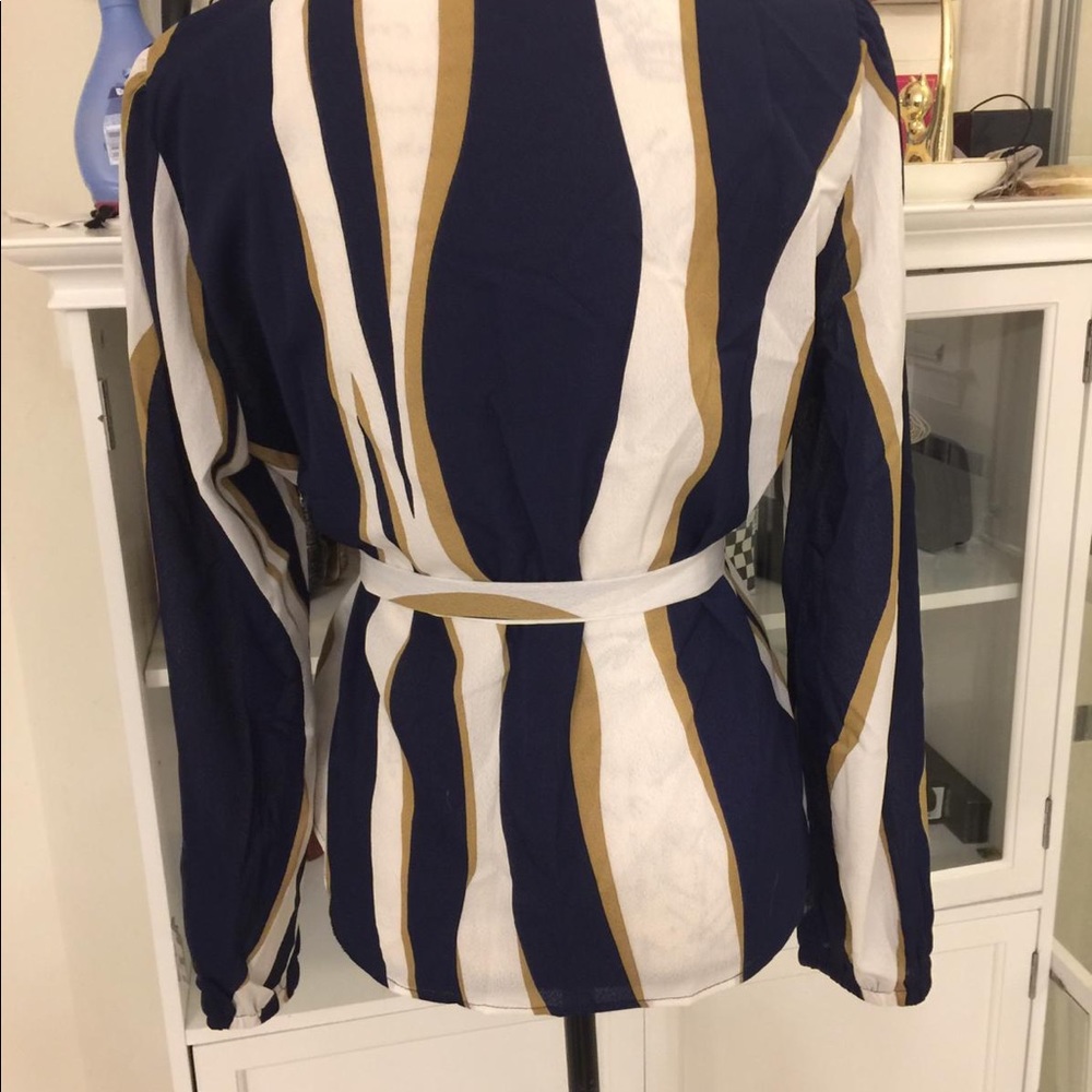 Shein top - Picture 2 of 4